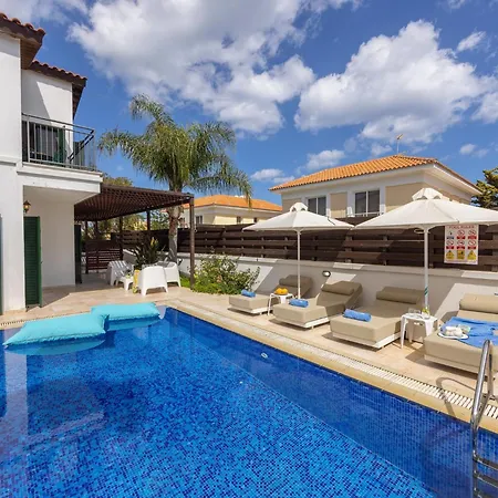 Eftihia Holiday home *