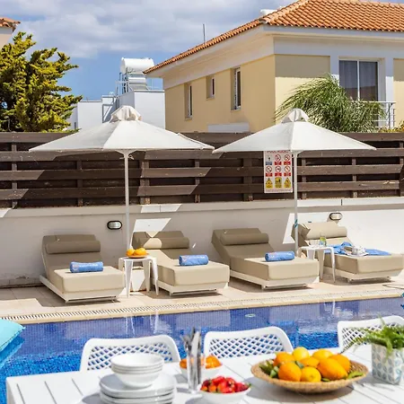 Eftihia Holiday home *