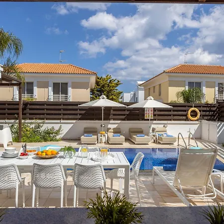 Eftihia Holiday home *
