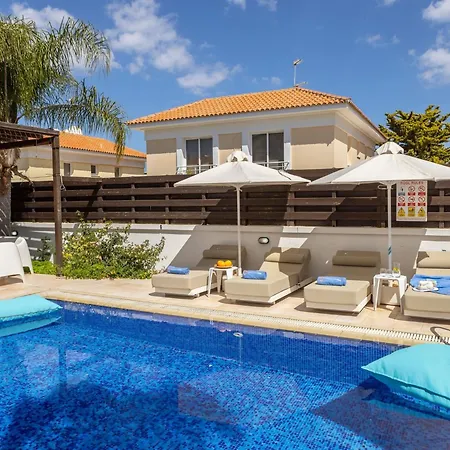 Eftihia Holiday home *