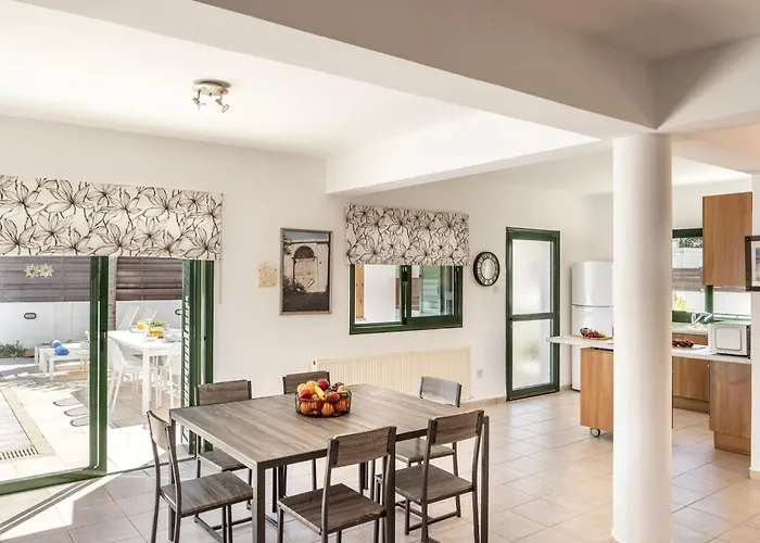 Eftihia * プロタラス