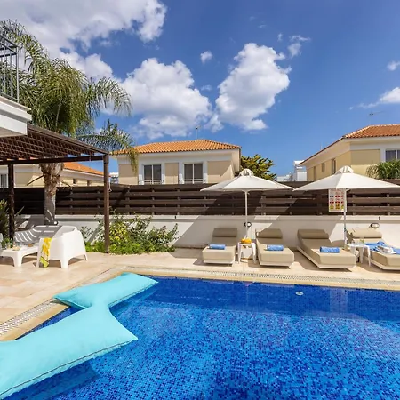 Eftihia * بروتاراس