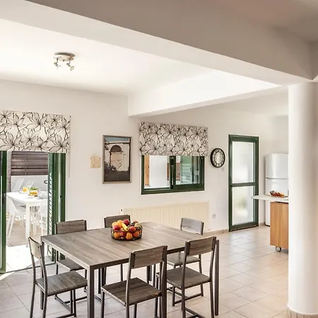 Eftihia * بروتاراس