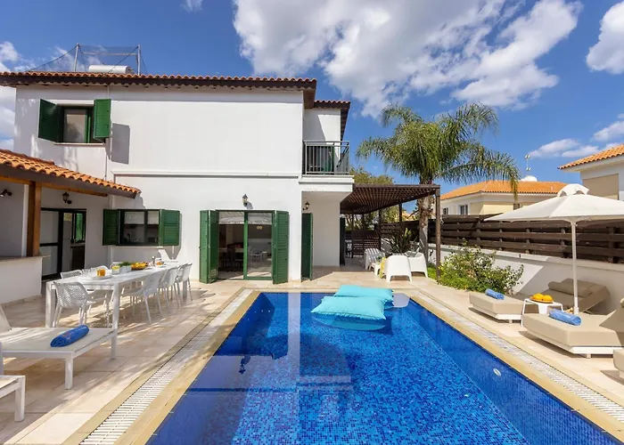 בית נופש Eftihia *