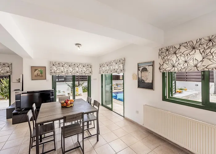 Eftihia בית נופש