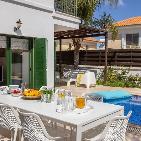 Eftihia Casa de Férias Protaras